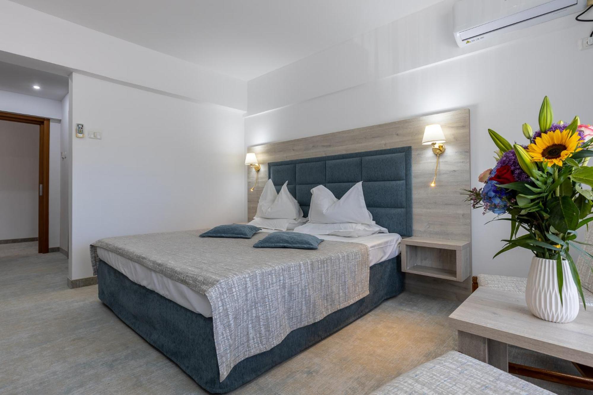 Hotel Condor Mamaia Exteriér fotografie